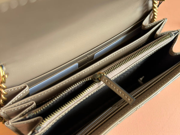 BORSA A TRACOLLA PICCOLA MARMONT 20 IN PELLE DI AGNELLO BEIGE CERNIERA CHIARA E FERRAMENTA ORO