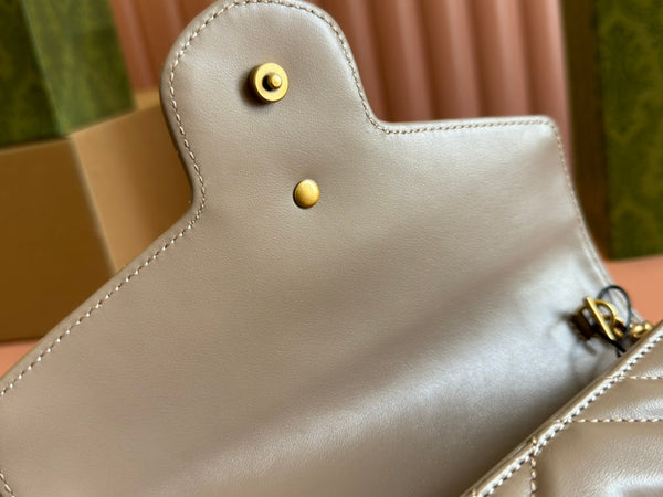 BORSA A TRACOLLA PICCOLA MARMONT 20 IN PELLE DI AGNELLO BEIGE CERNIERA CHIARA E FERRAMENTA ORO