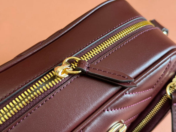 BORSA A TRACOLLA PICCOLA MARMONT 24 IN PELLE DI VITELLO ROSSO VINO CON FERRAMENTA ORO