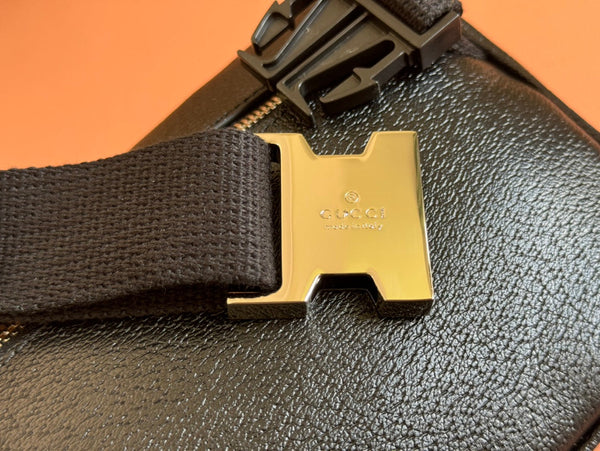 BORSA A MARSUPIO PICCOLA 29 IN PELLE DI VITELLO NERA E TELA MONOGRAM GRIGIO SCURO