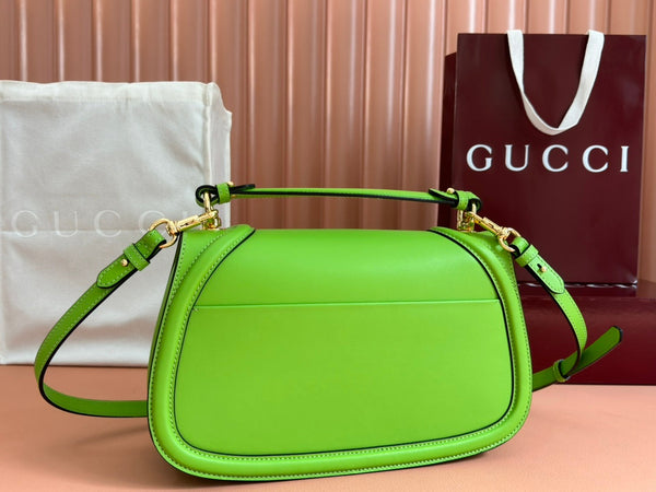 Sac à main GG Blondie Grand modèle 32 cm en veau vert