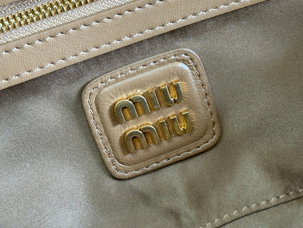 BORSA ARCADIE MATELASSÉ 22 IN AGNELLO LUCIDO MARRONE TAWNY