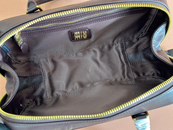 ARCADIE MATELASSÉ BAG 27 IN CONGO BROWN CALFSKIN GOLD HARDWARE