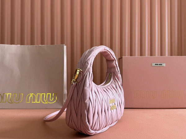 WANDER MATELASSÉ HANDBAG 23 IN EUNRY PINK LAMBSKIN