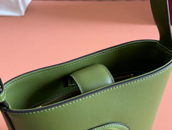 Gucci 73 Mini Bucket Bag Verde Pelle Liscia 244430