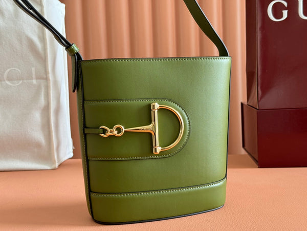 Gucci 73 Mini Bucket Bag Verde Pelle Liscia 244430