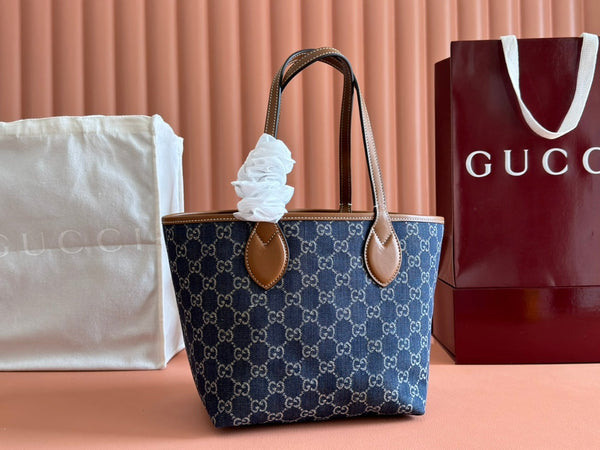 Sac cabas Gucci Totissima 22 cm mélange de denim bleu et cuir marron 248432