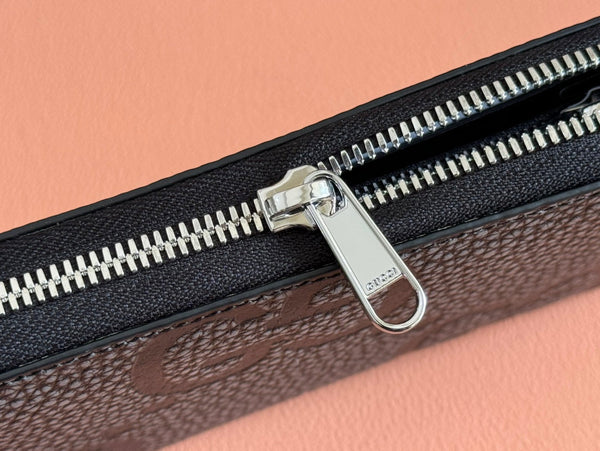 Portafoglio lungo Gucci in pelle nera e grigia 248424