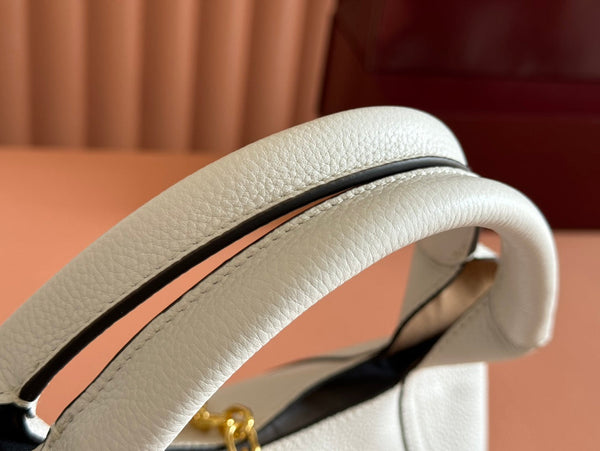 Borsa Gucci Solfbit 27.5 in pelle di vitello bianca 244323