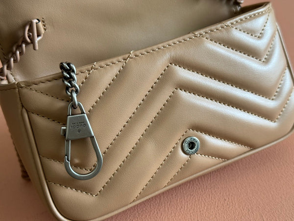 Gucci GG Marmont 16.5 Bag All Beige Calfskin 248378