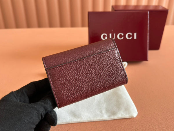GG Softbit Card Case 10.5 In Rosso Ancora Red Grainy Calfskin Gold Hardware