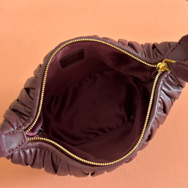 Miu Matelassé Pouch Bag 15cm Chocolate Leather