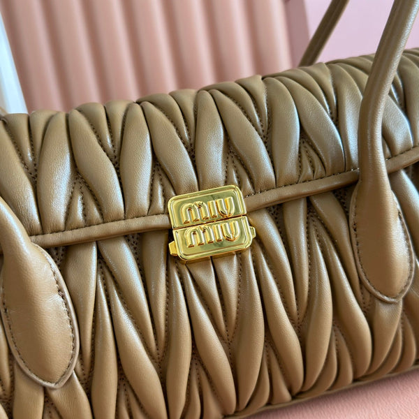 Miu 5bd265 Matelassé Shoulder Bag 28cm Tan Brown Lambskin