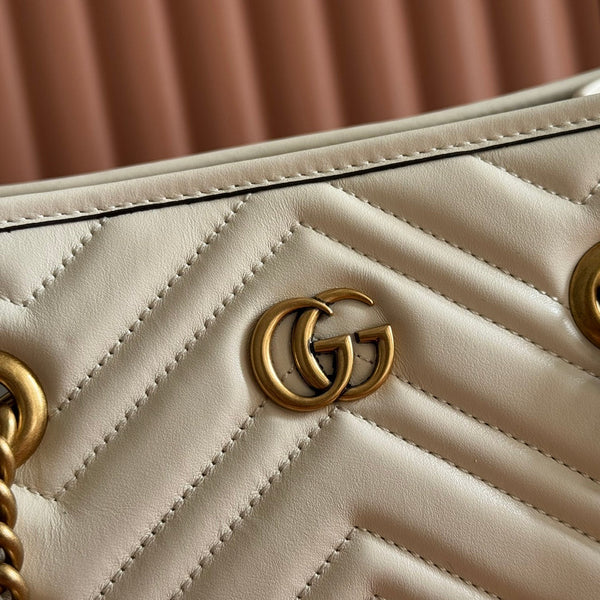 GG Marmont Matelasse Tote Beige Leather 271804