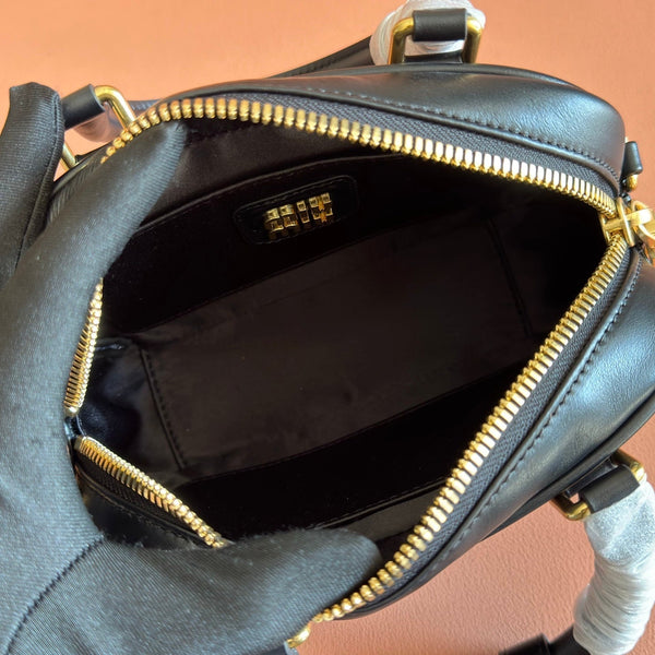 Sac à main Miu Arcadie Small 19cm en cuir de vachette noir 280989