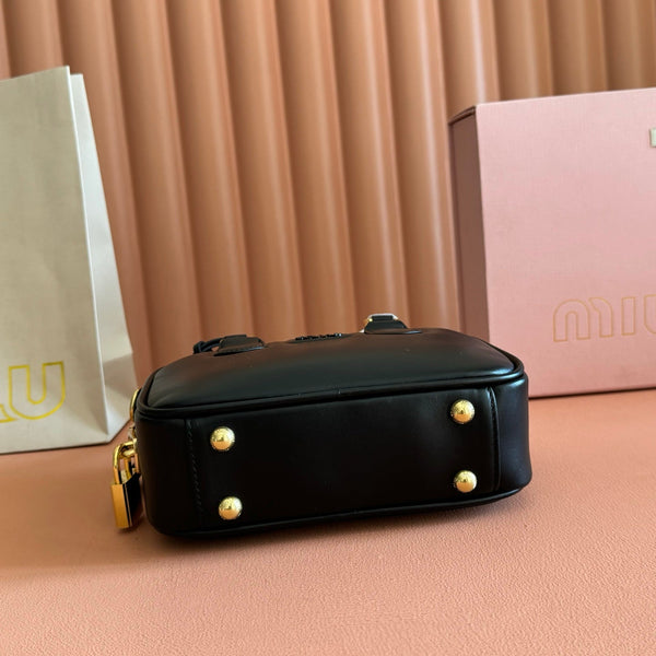 Sac à main Miu Arcadie Small 19cm en cuir de vachette noir 280989