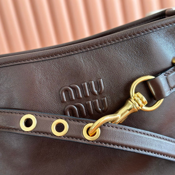Miu 5BE101 Pouch Coffee Cowhide 285392