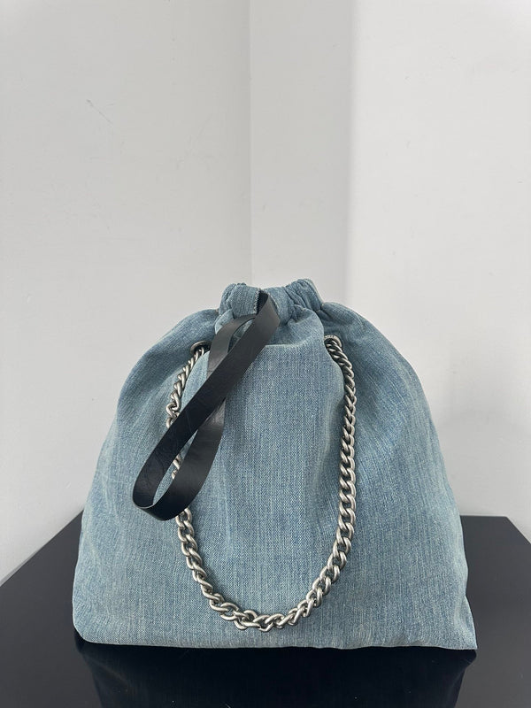 CRUSH LARGE TOTE BAG 46 IN BLUE WASHED DENIM SILVER HARDWARE