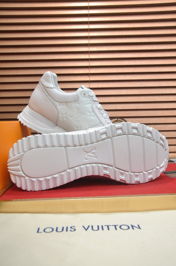 LV TRAINER SHOES IN WHITE EMBOSSED LAMBSKIN