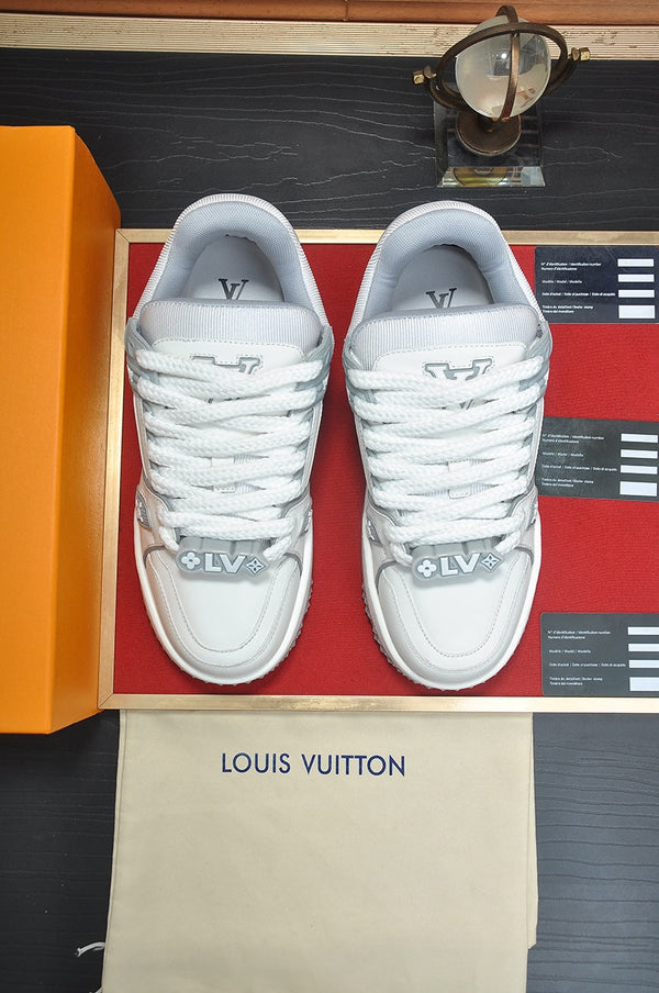 LV TRAINER MAXI SNEAKER GREY CALFSKIN