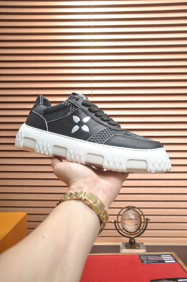 LV TRAINER BLACK CALFSKIN AND DENIM