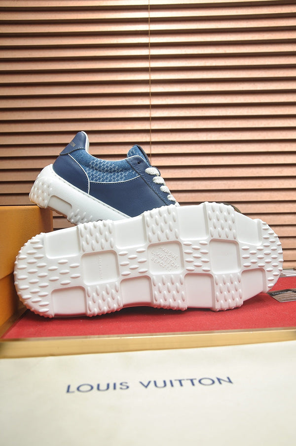 LV TRAINER BLUE COBALT CALFSKIN AND DENIM