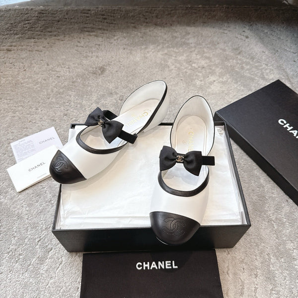 CC 25b Fall-Winter Mary Janes 15mm White Black Calfskin & Sheepskin 415776