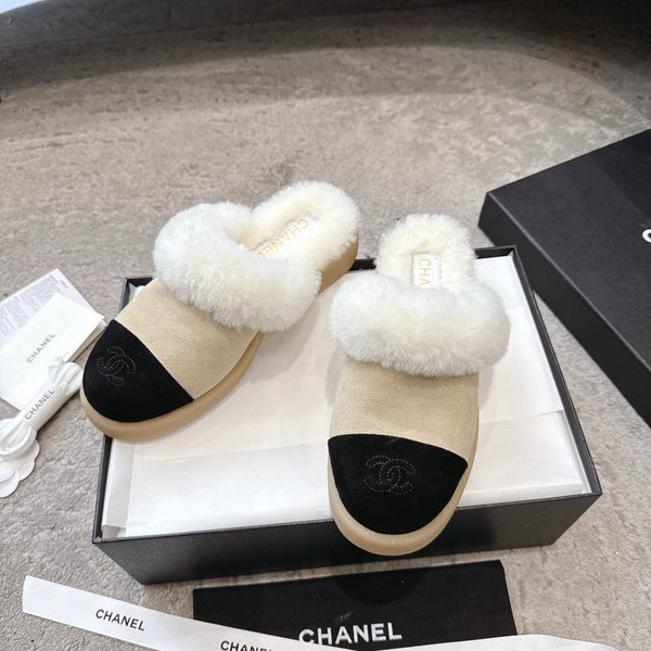 CC 25K Snow Mule 30mm Black Beige Wool Suede 527623
