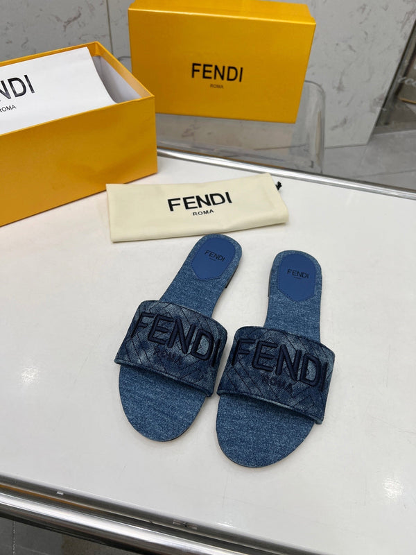 FF 5 NAVY BLUE CANVAS SLIDE