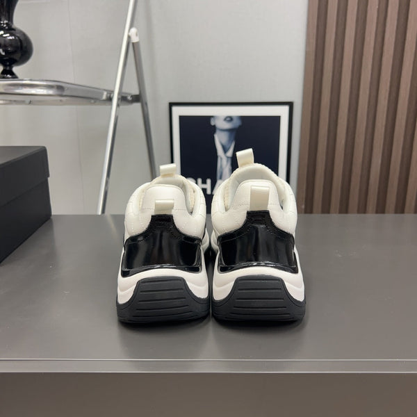 CC Sneaker in pelle di vacchetta trapuntata bianca