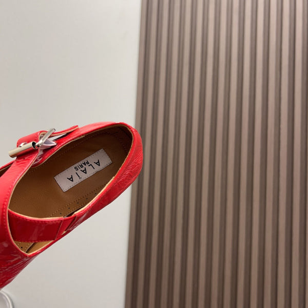 Alaila Criss Cross Ballet Flats In Red Glossy Calfskin 996033