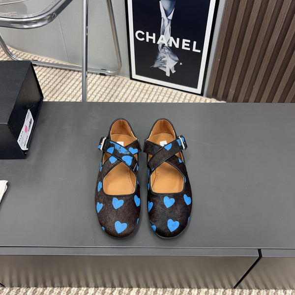 Alaila Criss Cross Ballet Flats In Black Lambskin 996063