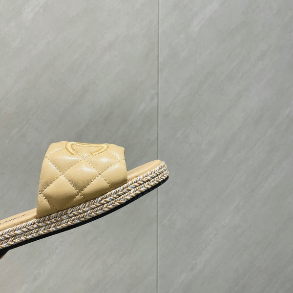 CC 25 Espadrilles Sandal Quilted Calfskin