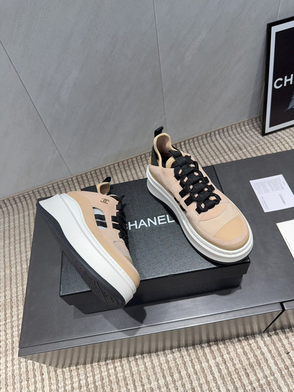 Chanel 25 Sneaker Beige Black White Suede 540307