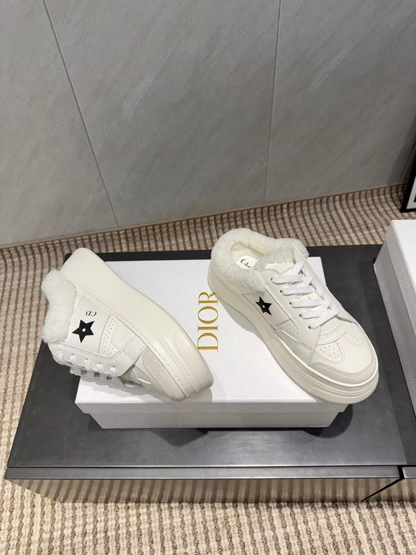 CD Star sneakers white cowhide wool 539688