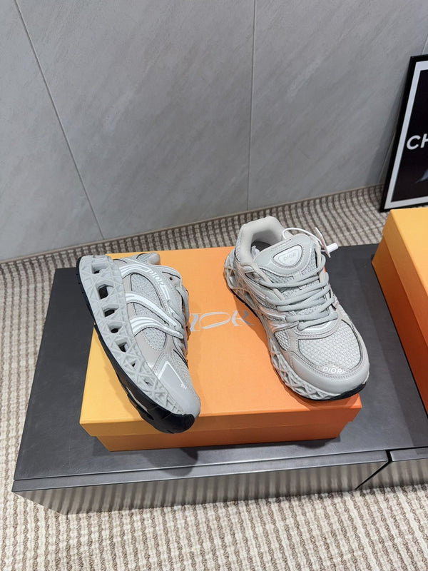 CD B35 NXXT Baskets Gris Caoutchouc Maille 614261