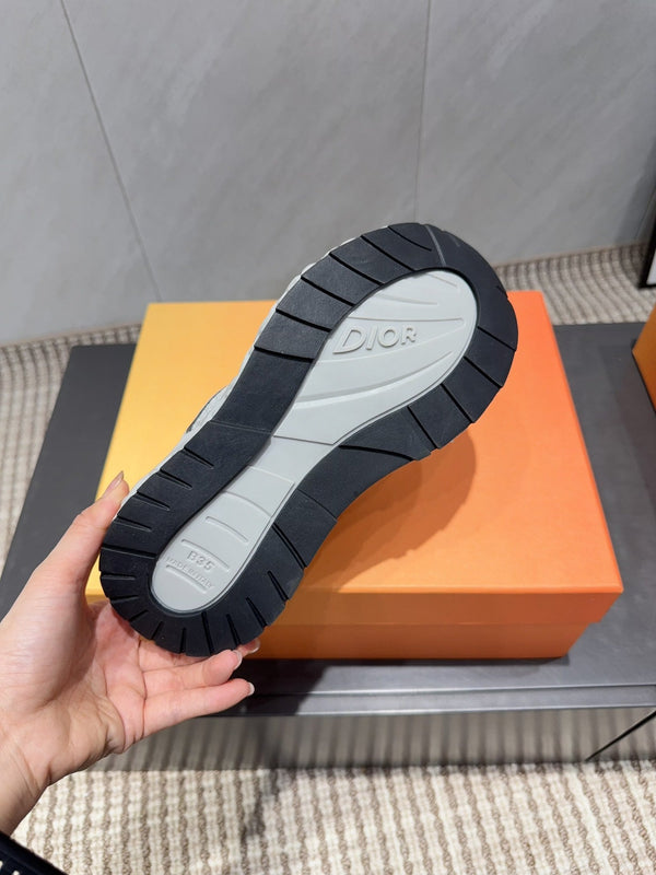 CD B35 NXXT Baskets Gris Caoutchouc Maille 614261