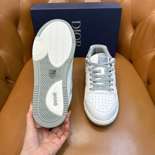 CD B57 Sneaker White Grey Cowhide 749445