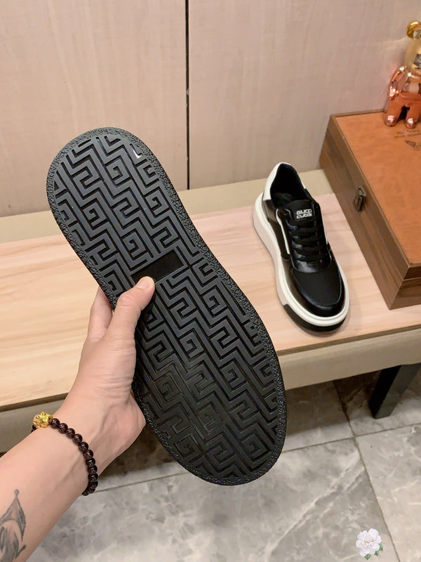 GG Men's Sneaker Black Sheepskin 709672