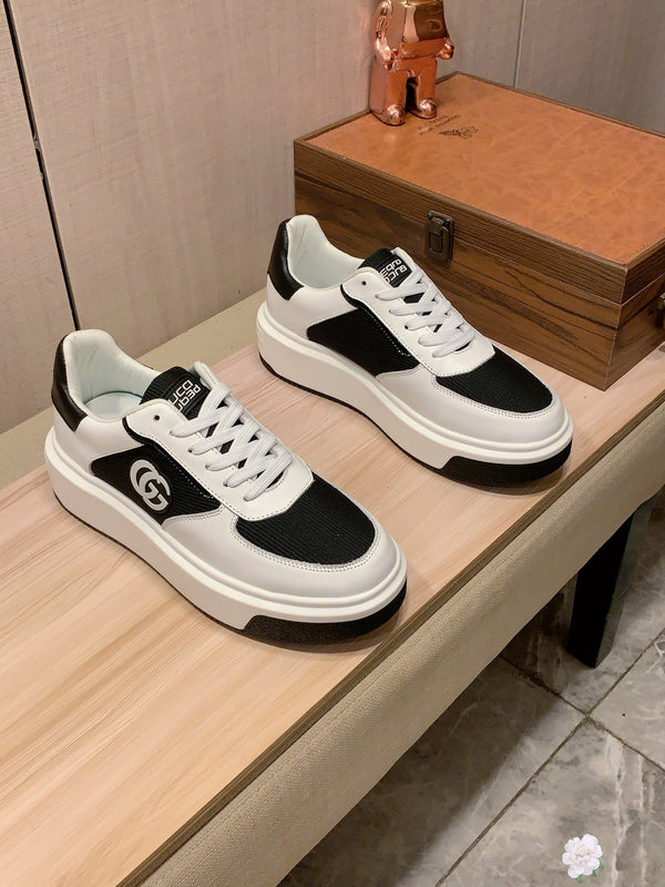 GG Men's Sneaker Black White Sheepskin 709673