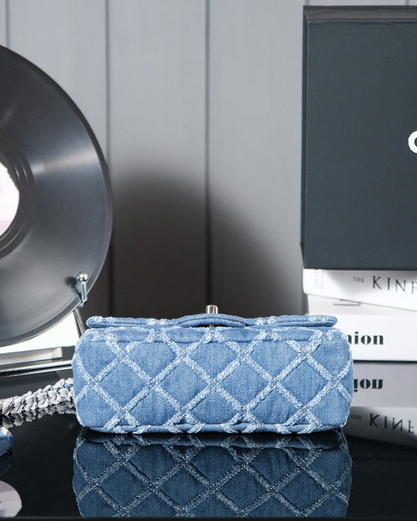 24S Flap Bag 20cm Blue Quilted Denim