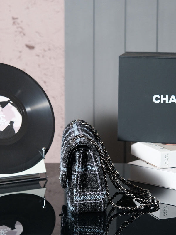 Borsa a patta 24K 25,5 cm in tweed a righe blu e nere