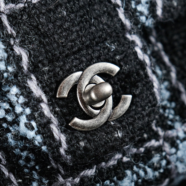 Borsa a patta 24K 25,5 cm in tweed a righe blu e nere