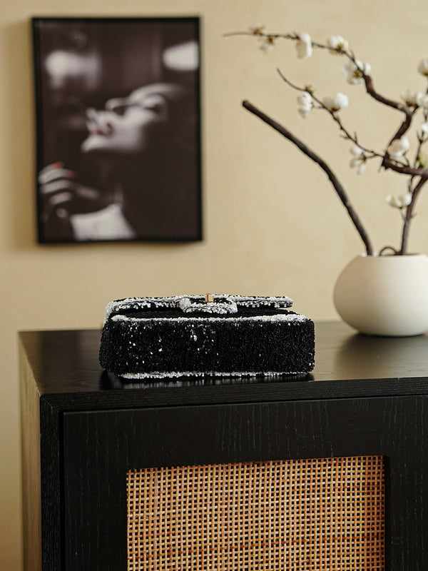CC 2025 Flap Bag Black White Sequin 308600