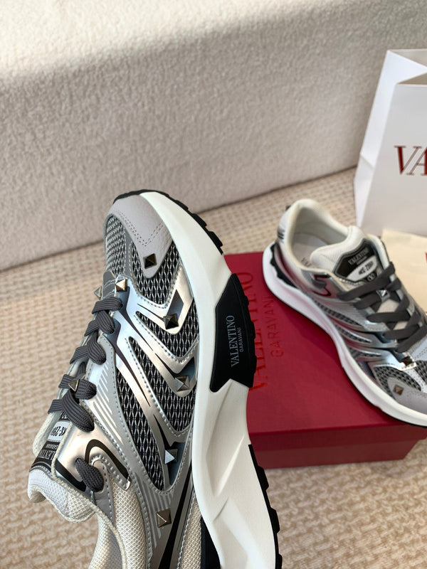 Valentino Sneaker 50mm in tessuto a rete blu e nero misto grigio e pelle bovina 814272