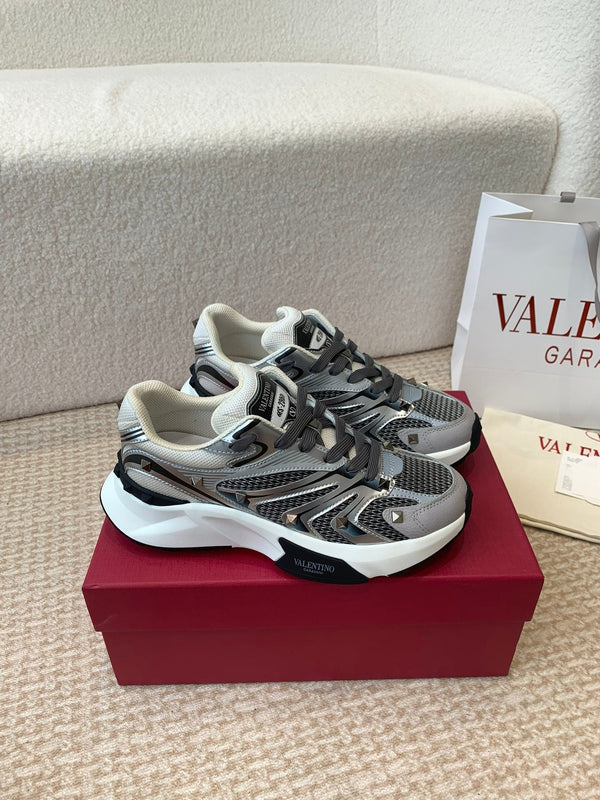 Valentino Sneaker 50mm in tessuto a rete blu e nero misto grigio e pelle bovina 814272