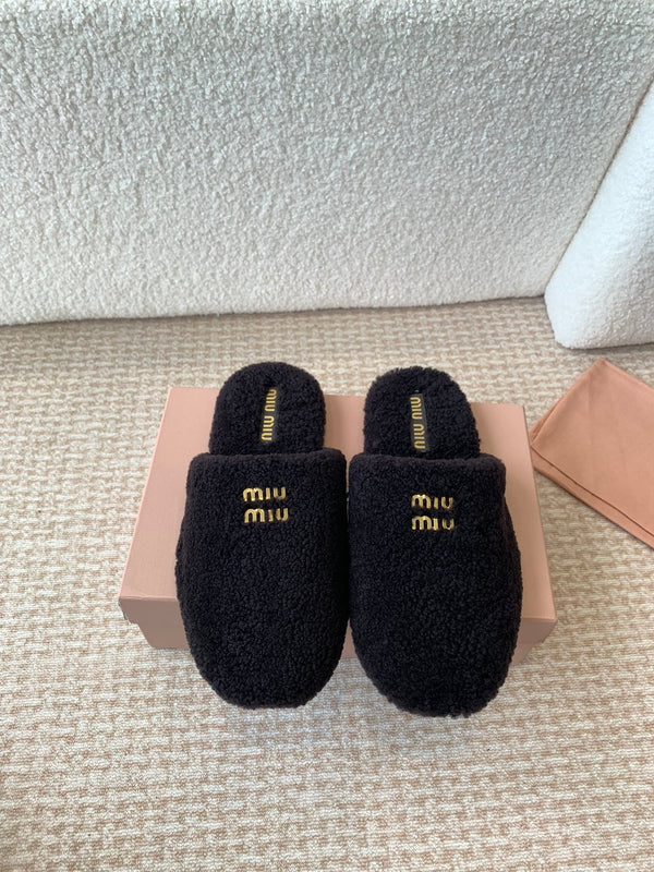Miu Slippers Black Wool