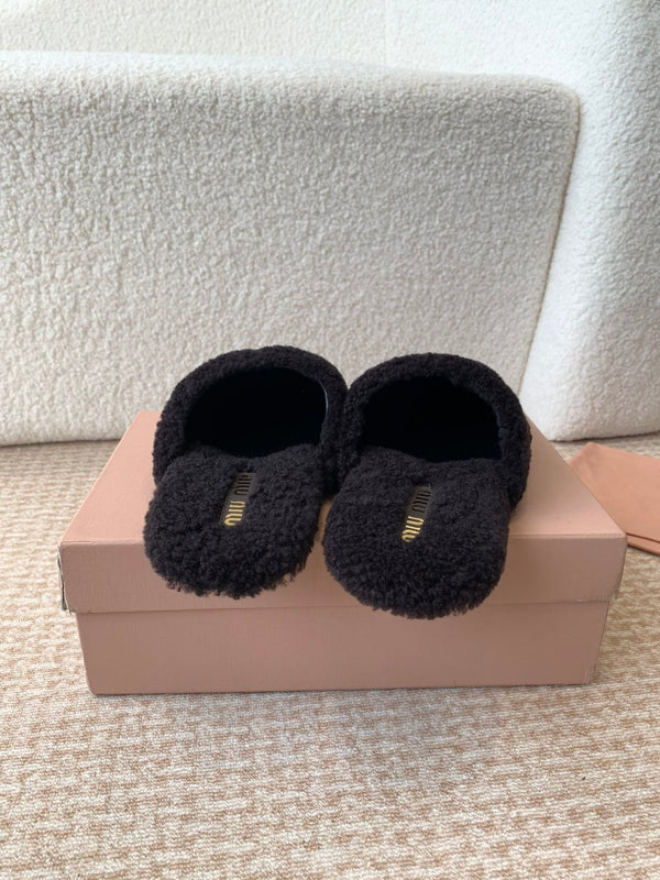 Miu Slippers Black Wool