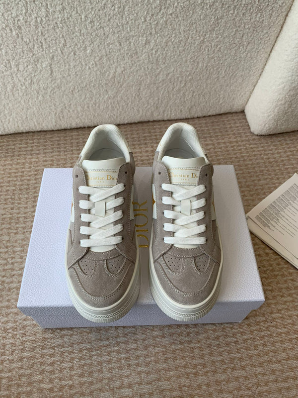CD Star Platform Sneaker In Light Brown Grey Suede 998718