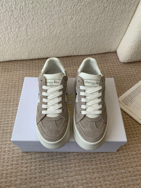 CD Star Platform Sneaker In Light Brown Grey Suede 998720